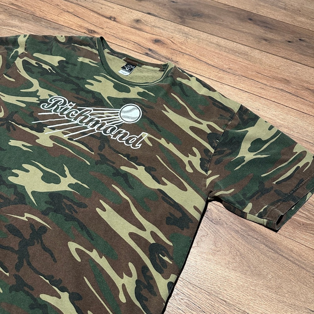 Code V Richmond Camo Baseball Graphic T-Shirt Mens XXL‎